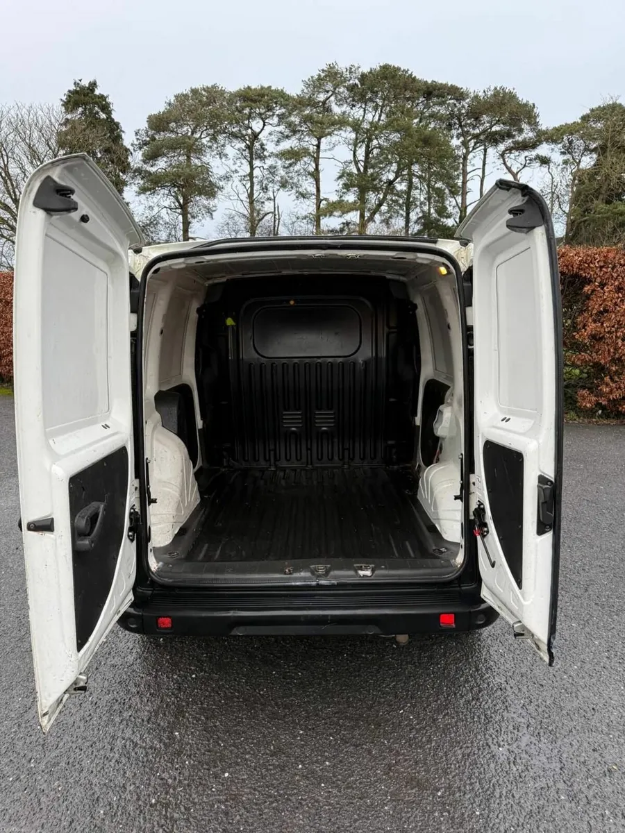 Fiat Doblo 2009 - Image 4