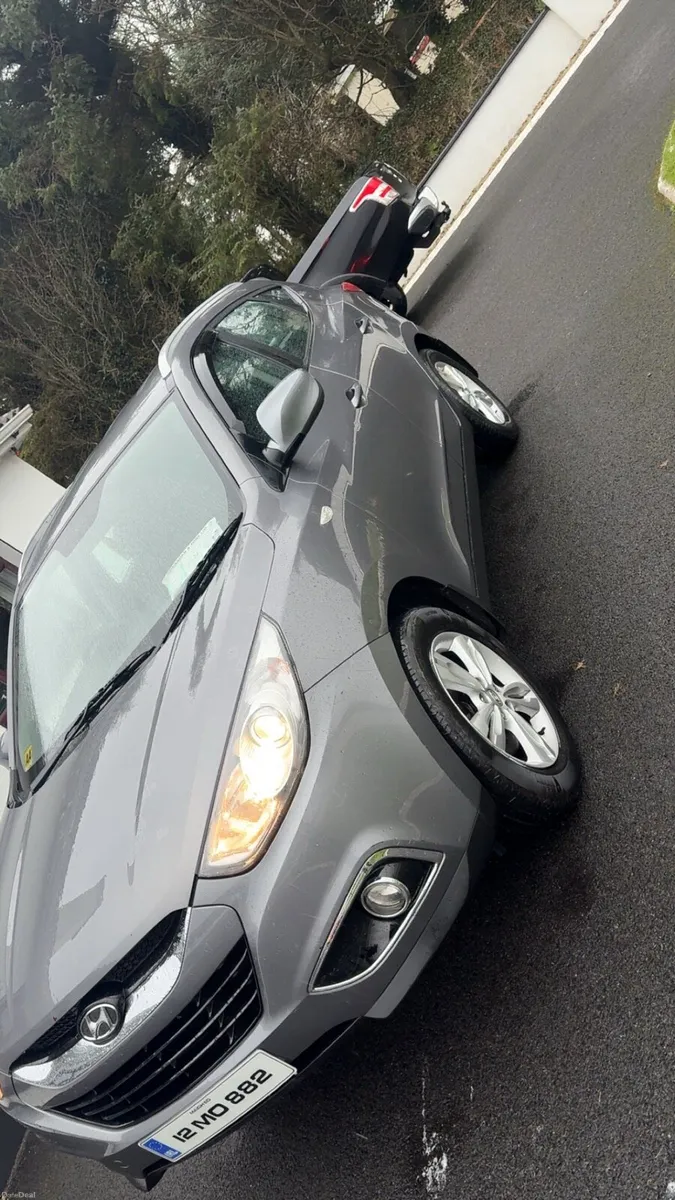 Hyundai ix35 - Image 2