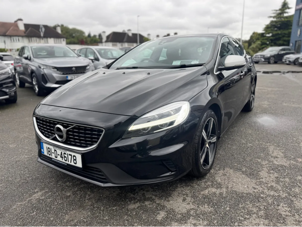 Volvo V40 2.0 T2 R-DESIGN 122BHP 5DR 40 SERIES - Image 2