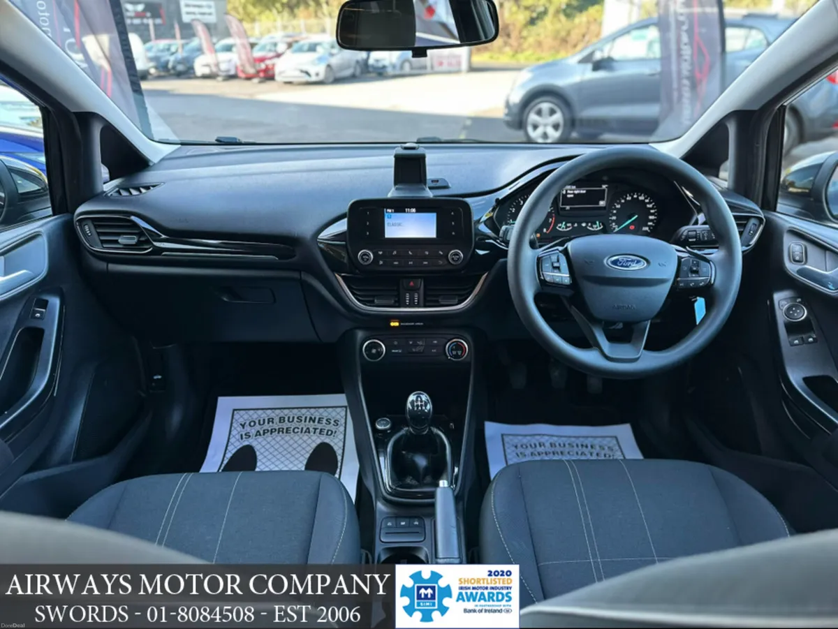 Ford Fiesta 1.1 70PS 4DR ZETEC - Image 4