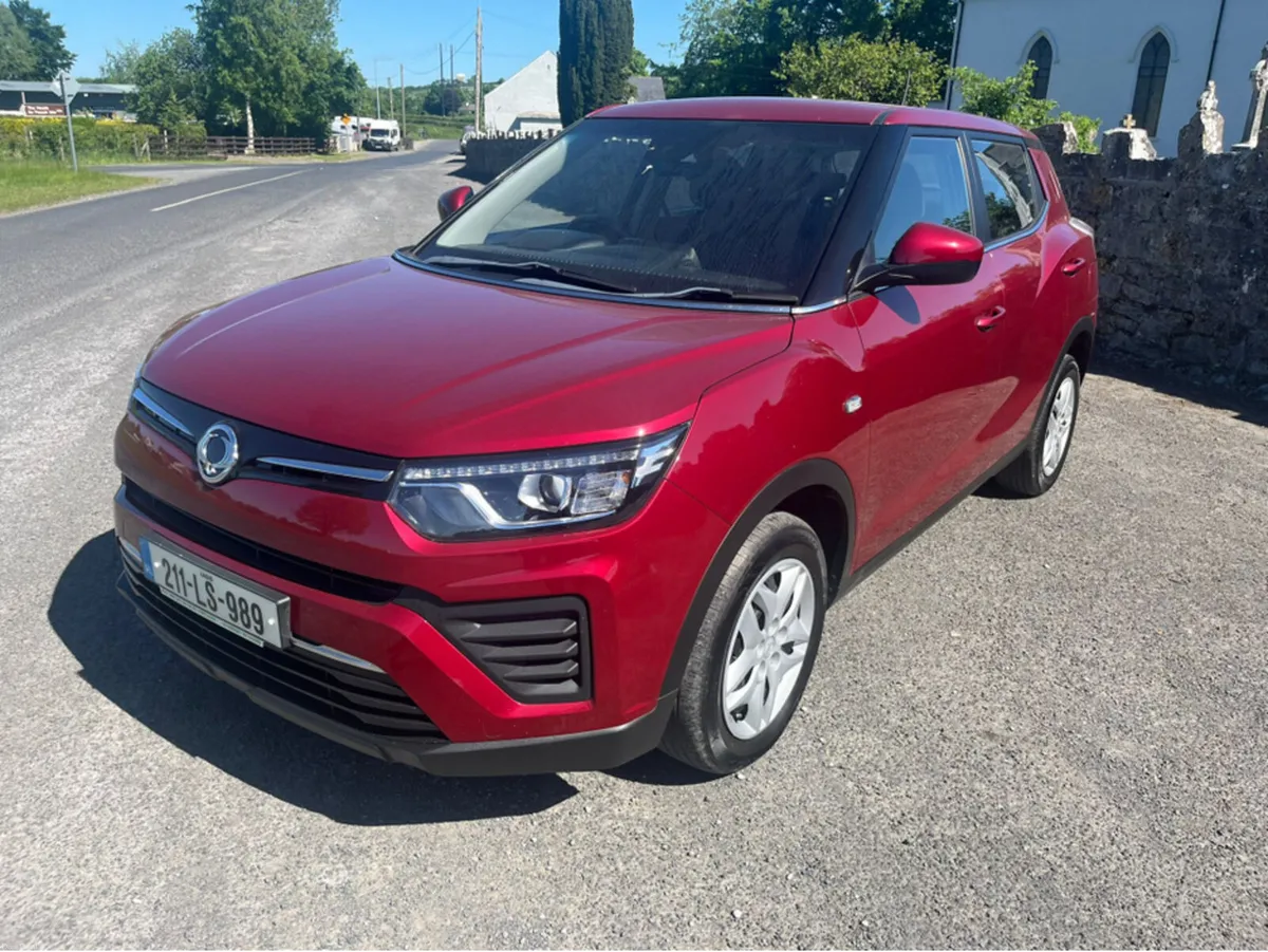 SsangYong Tivoli 1.6 DSL MT 2WD 4DR - Image 3