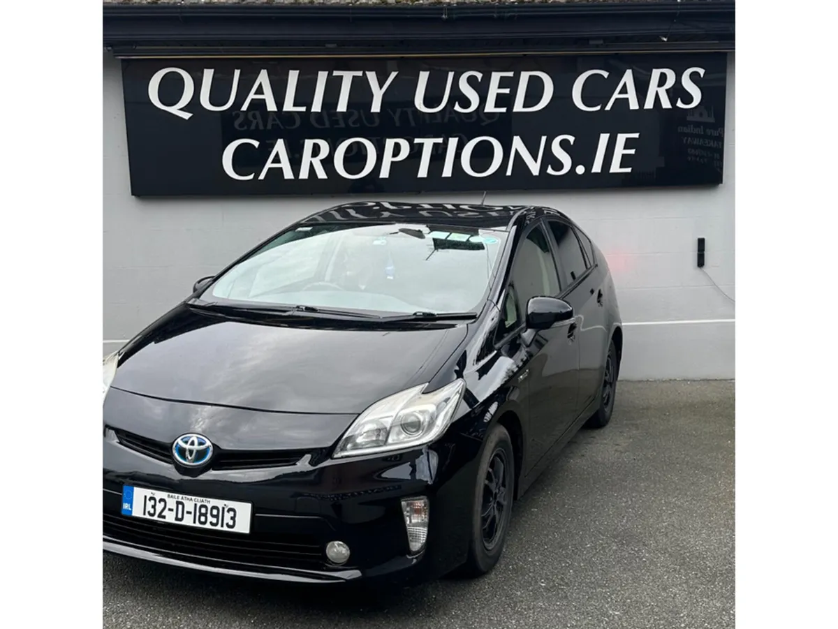 Toyota Prius ZVW30  AUTO//JUST SERVICED//NEW N.C.T - Image 4