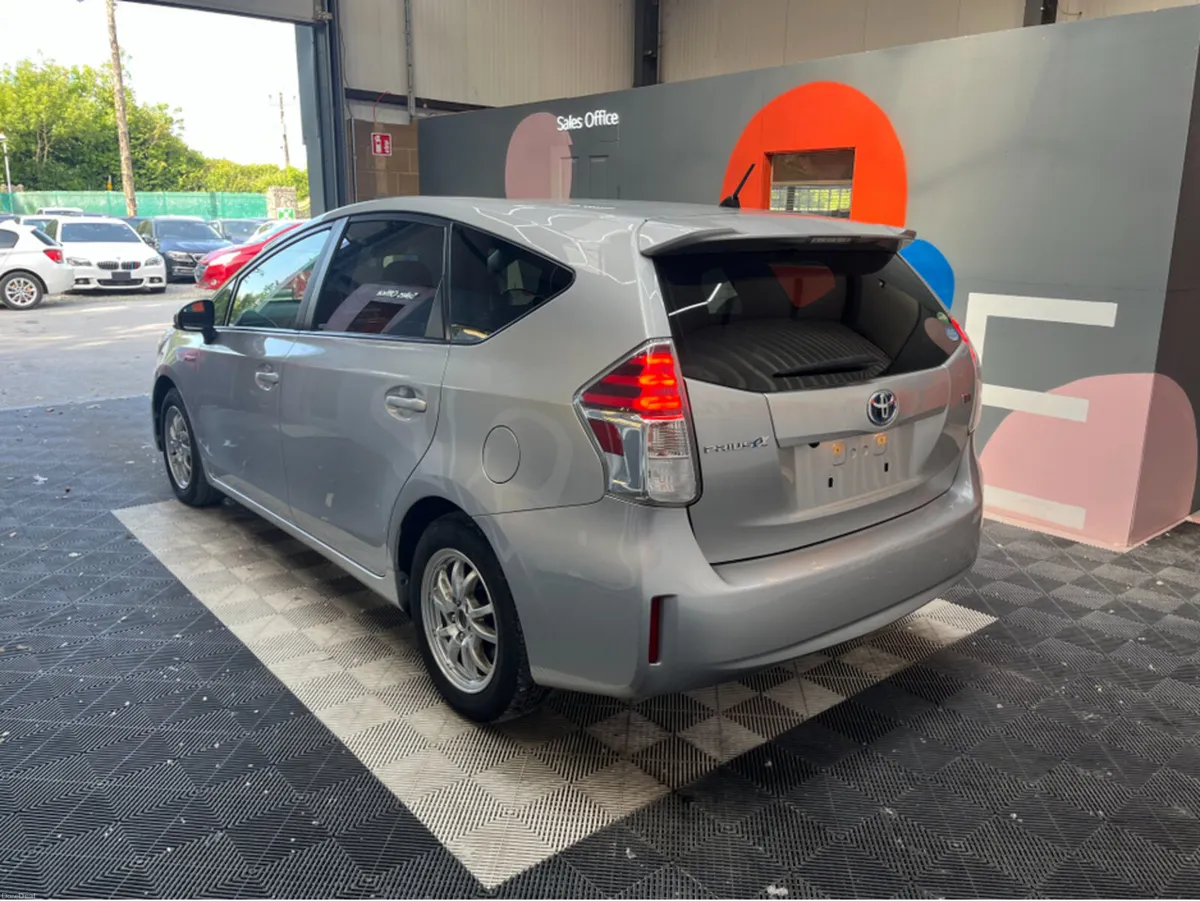 Toyota Prius 1.8 HYBRID / PRIUS 7 SEATER / 81k KMs - Image 4
