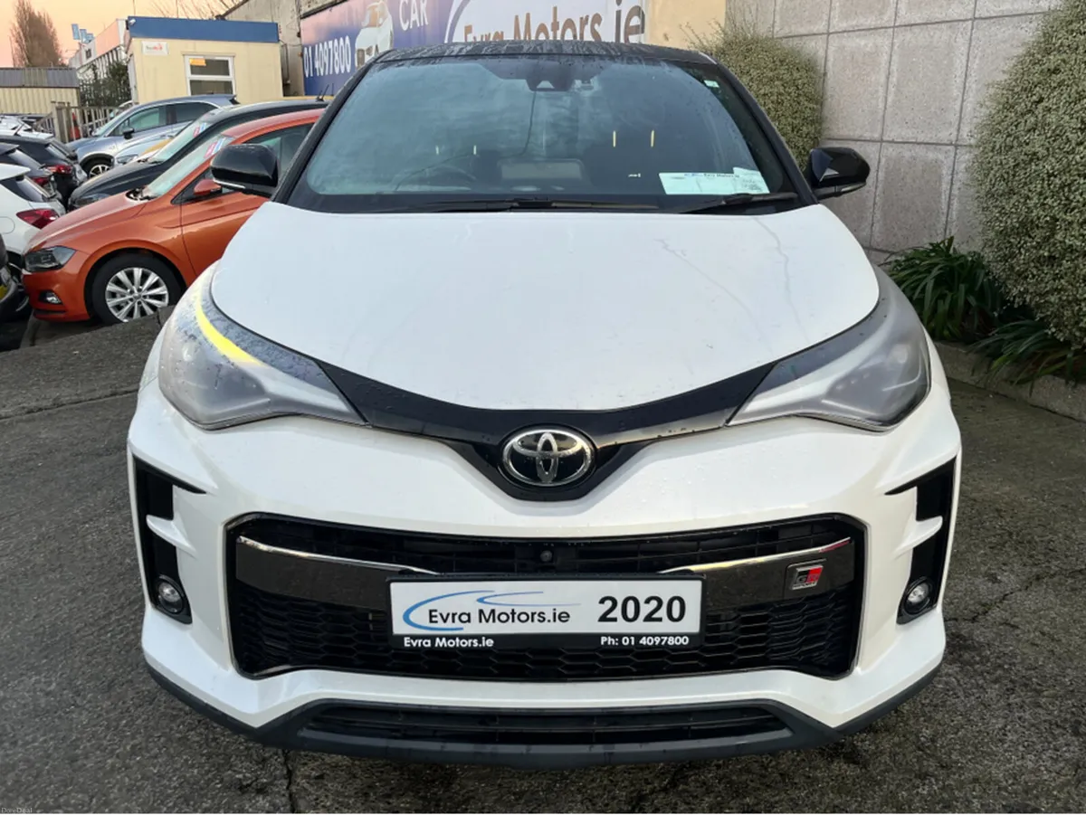 Toyota C-HR GR AUTOMATIC HYBRID 1.8 PETROL //HIGH - Image 2