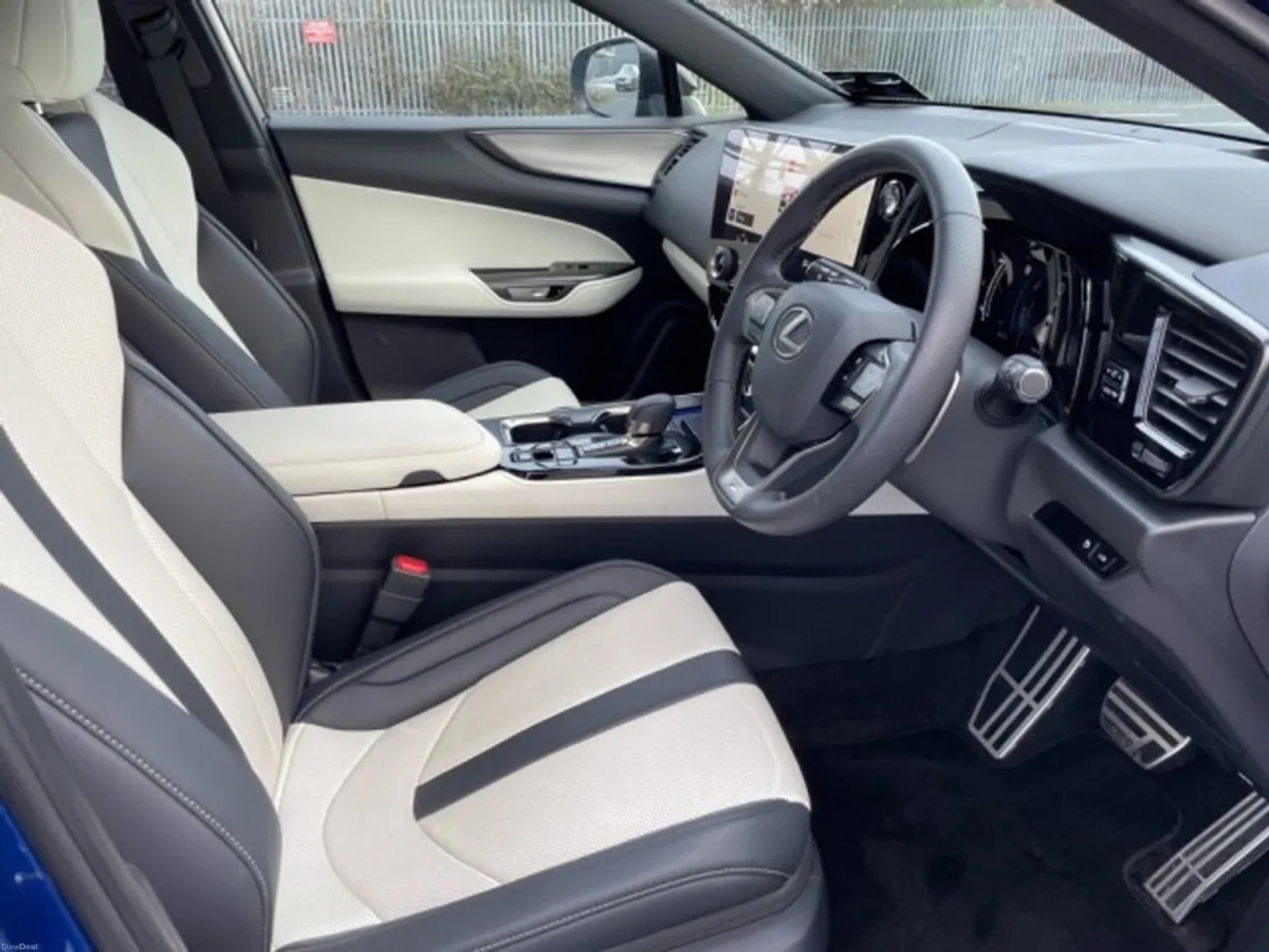 Lexus NX NX 450h+ F-Sport Plug-In Hybrid // Remote - Image 6