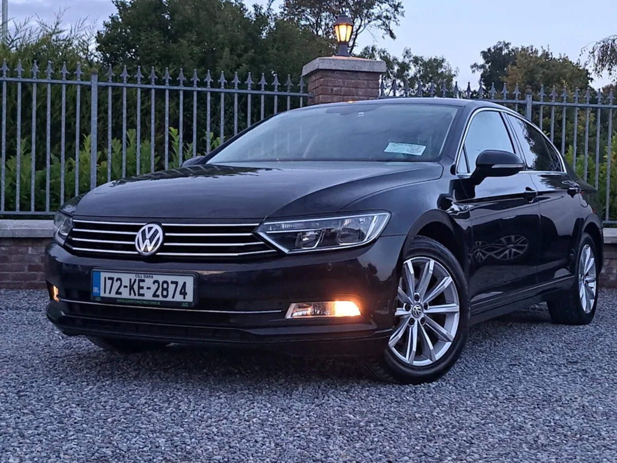 Volkswagen Passat Automatic Saloon DSG  Comfortlin - Image 2