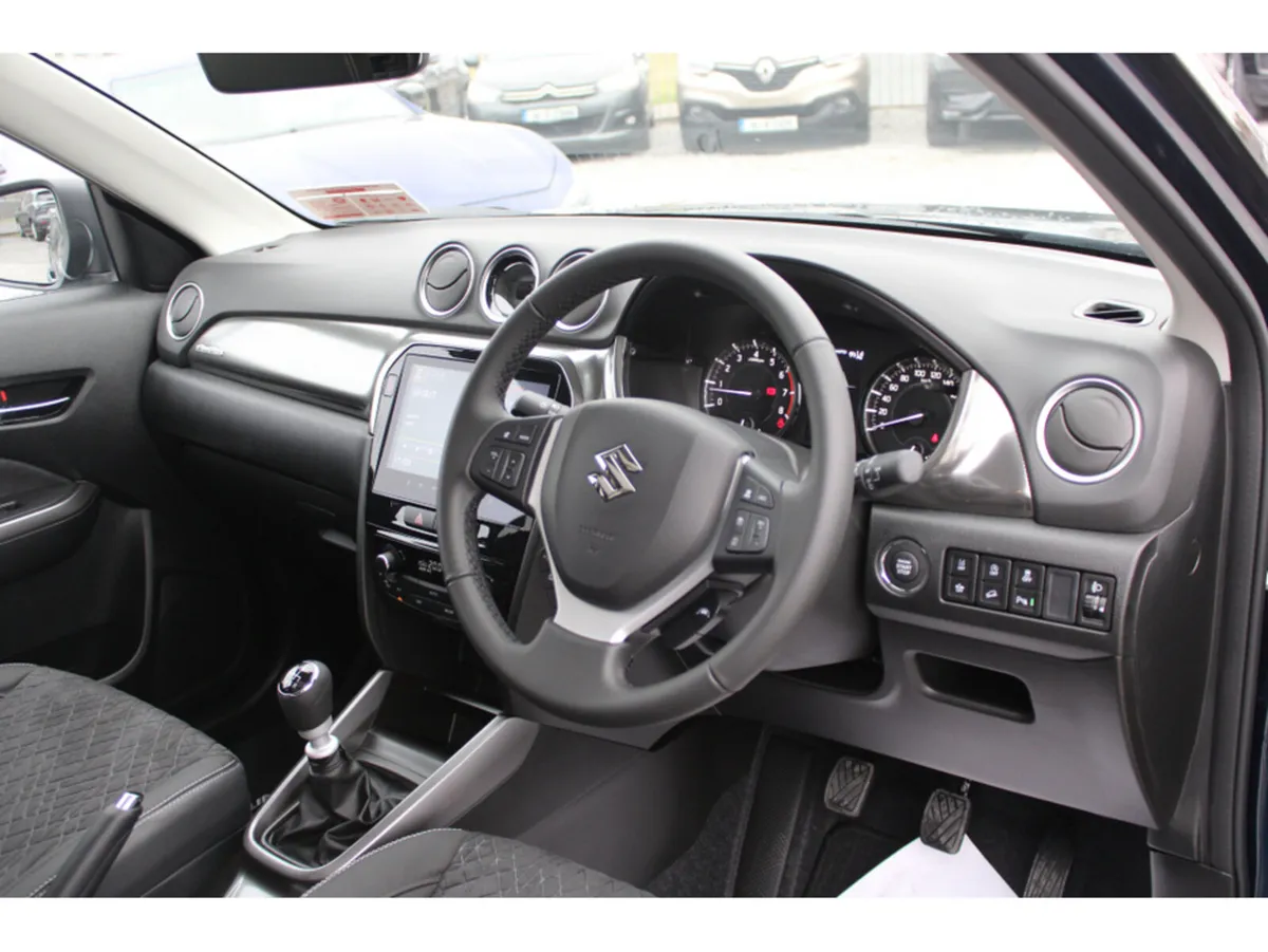 Suzuki Vitara 1.4 B/Jet Hybrid Ultra All Grip *Fac - Image 3