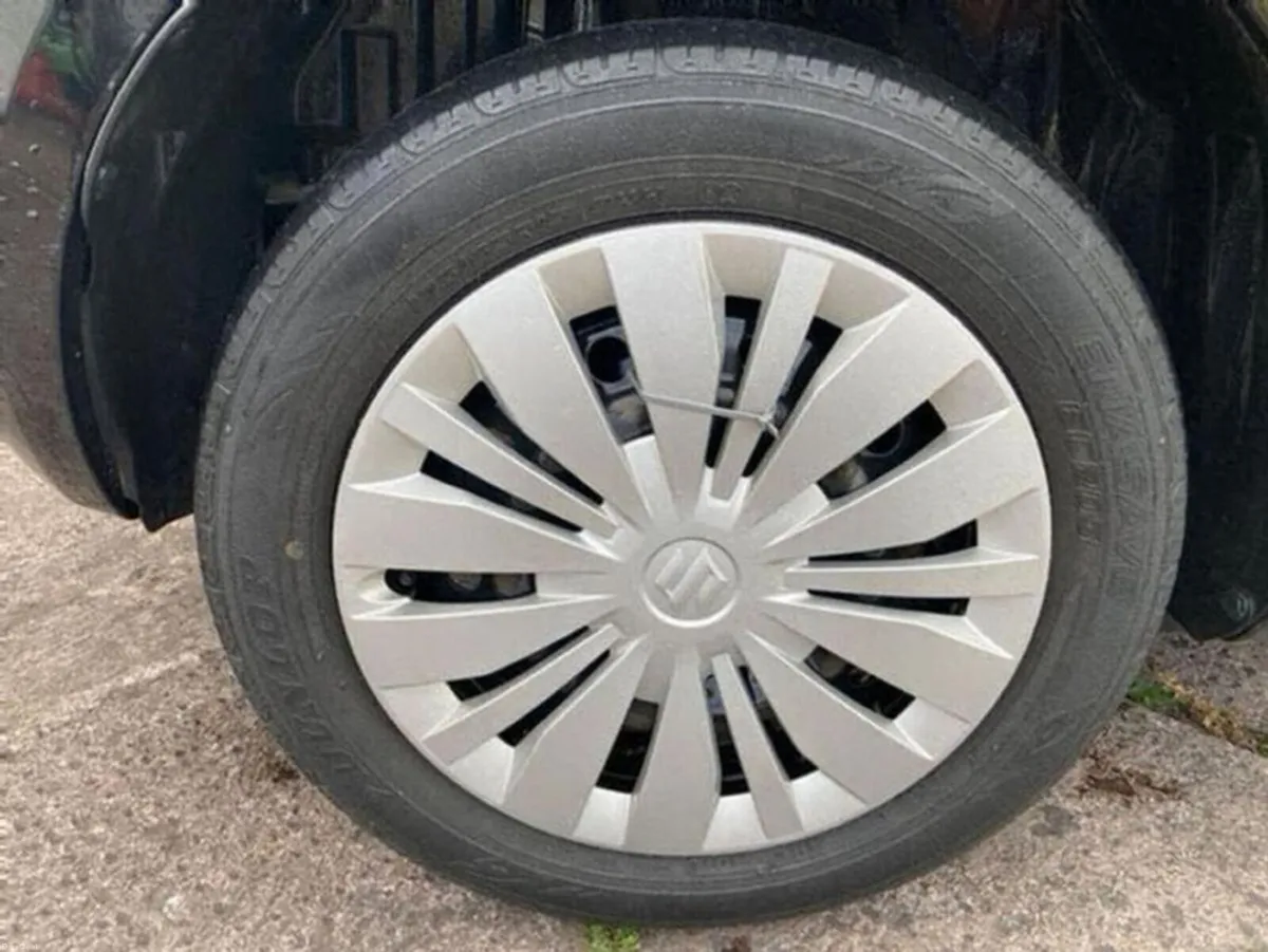 Suzuki Swift 1.2 PETROL AUTOMATIC - Image 4