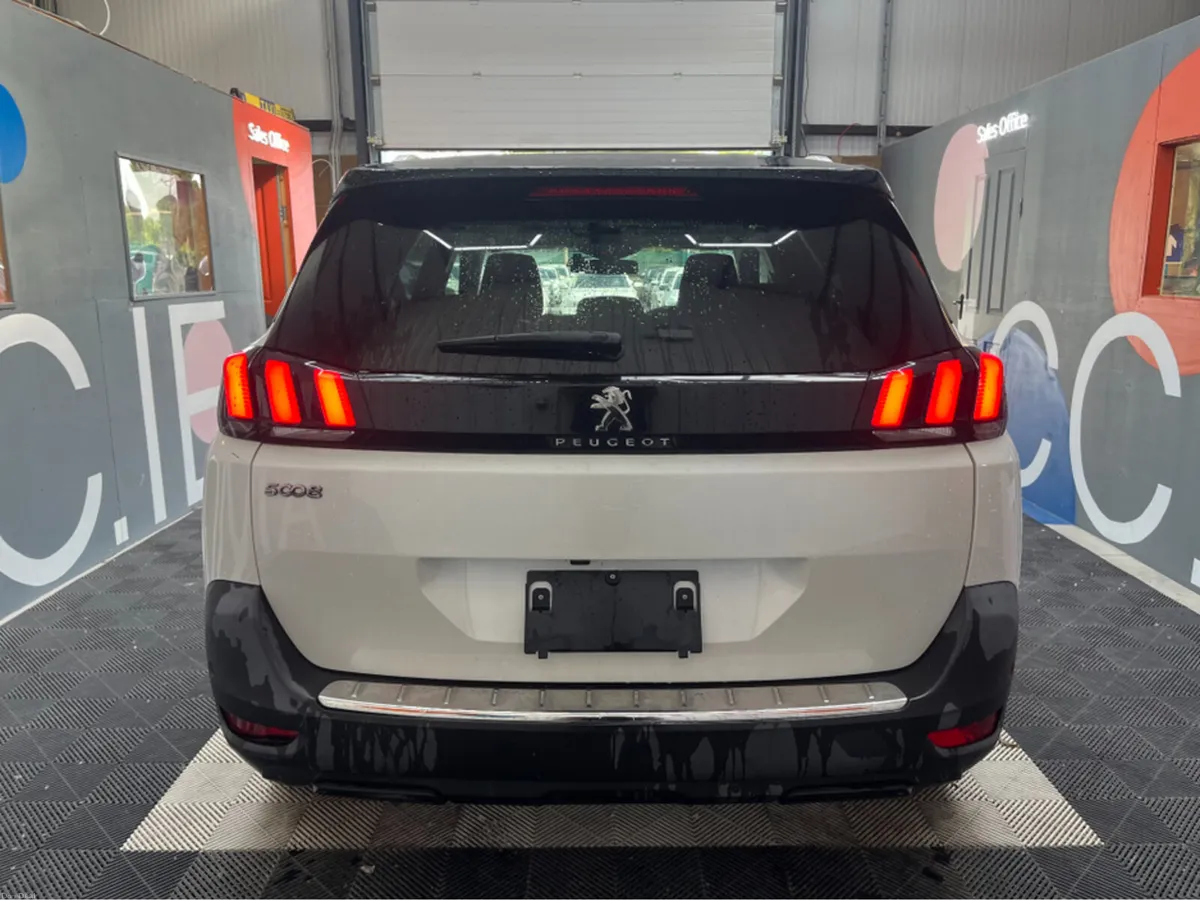 Peugeot 5008 PEUGEOT 5008 AUTOMATIC 7 SEATER 2.0 D - Image 5