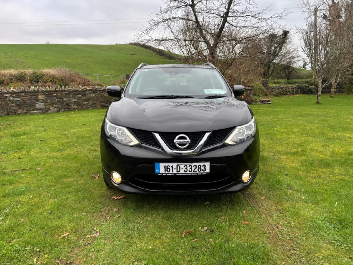 Nissan Qashqai 1.5 SV MY16 E6 4DR - Image 3