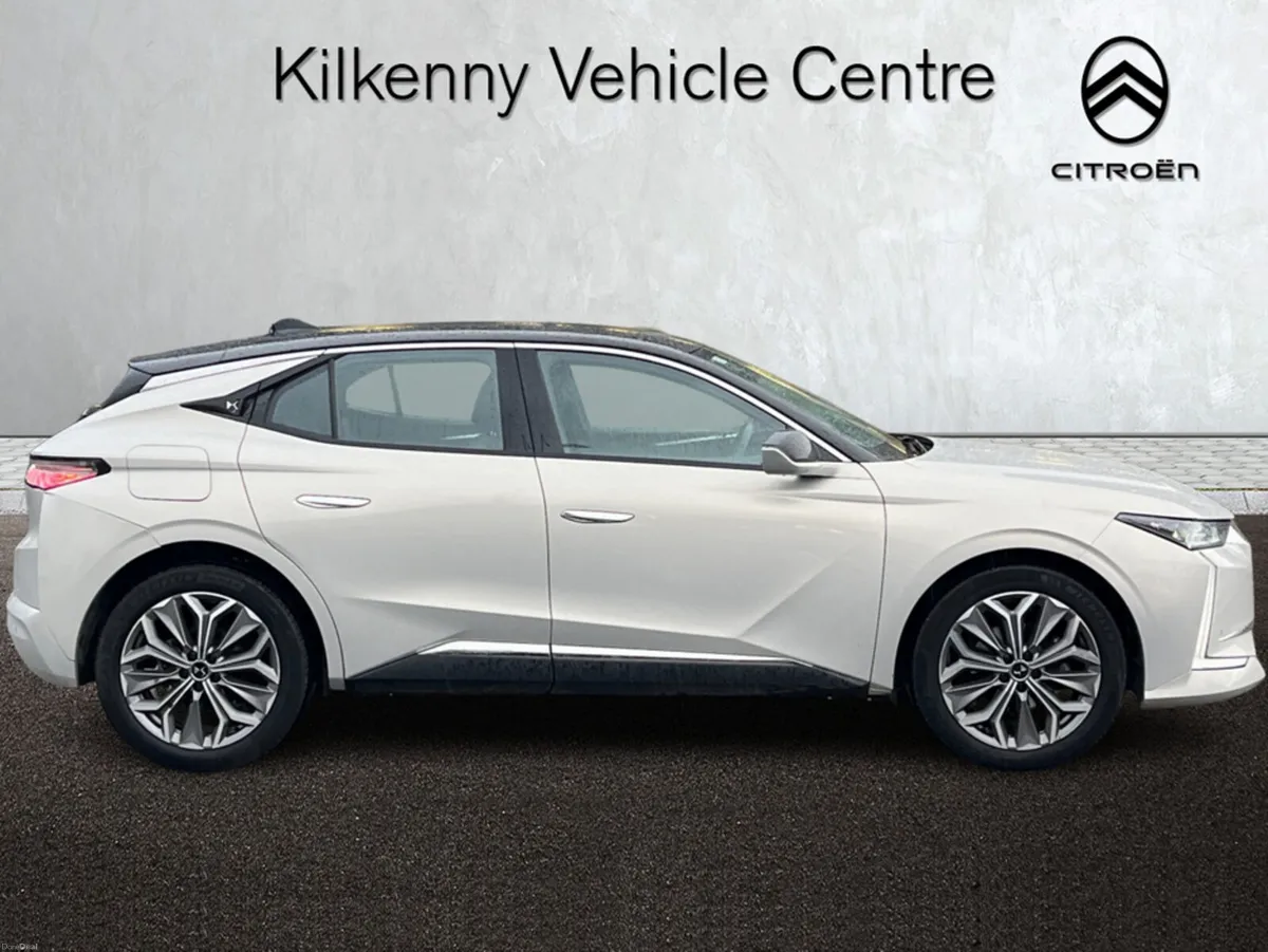 DS Automobiles DS 4 TROCADERO 1.5 130 AUTO 5DR - Image 3