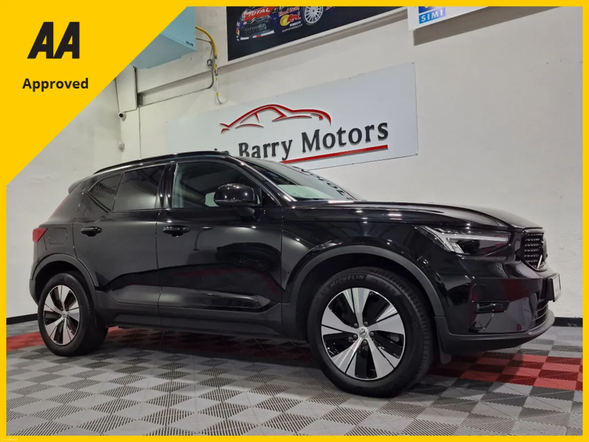 Volvo XC40 T4 PLUS DARK RECHARGE AUTOMATIC **ONE O - Image 1