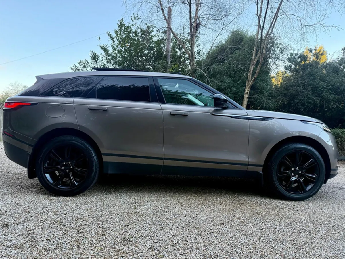 Land Rover Range Rover Velar 2.0 SD4 S 240 bhp  *P - Image 4