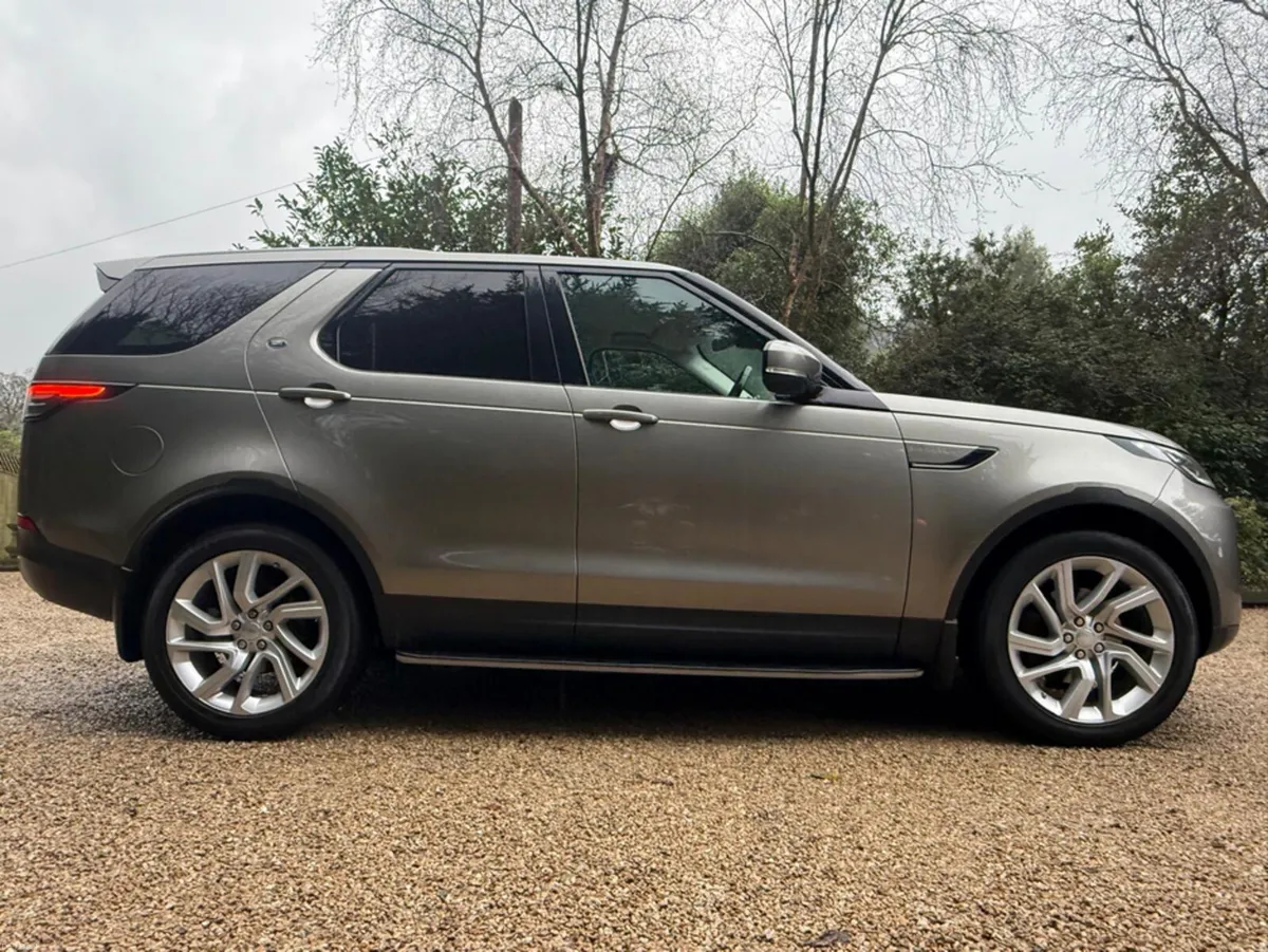 Land Rover Discovery *Sale Agreed* 2.0 TD4 SE 180P - Image 4