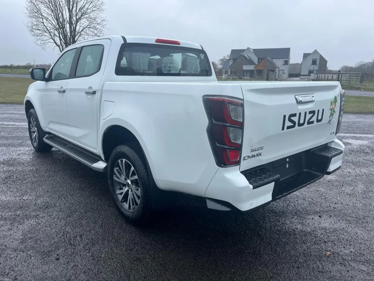 Isuzu D-Max LS Auto - Image 3