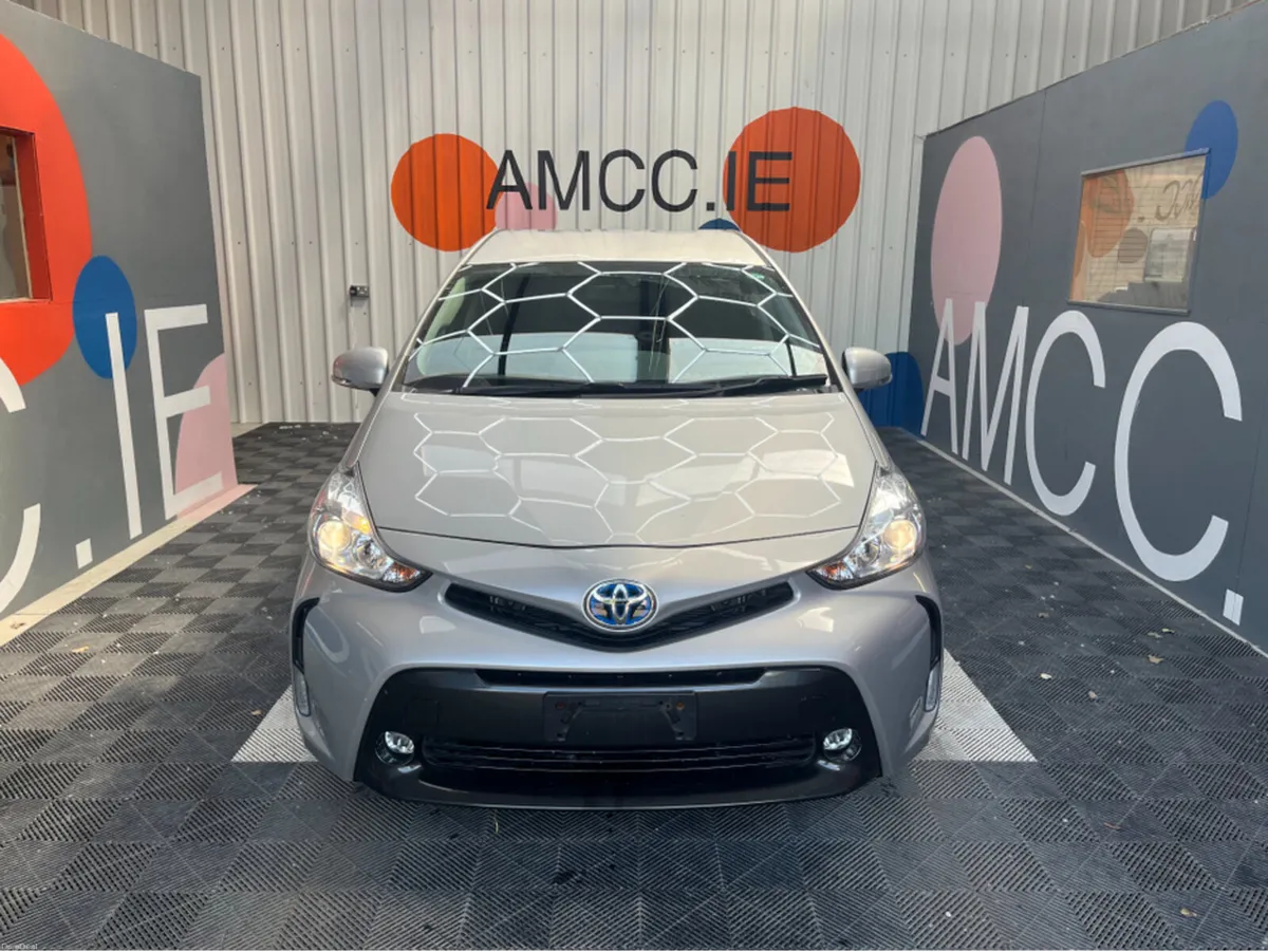 Toyota Prius 1.8 HYBRID 7 SEATER / 97k KMs / Rever - Image 2