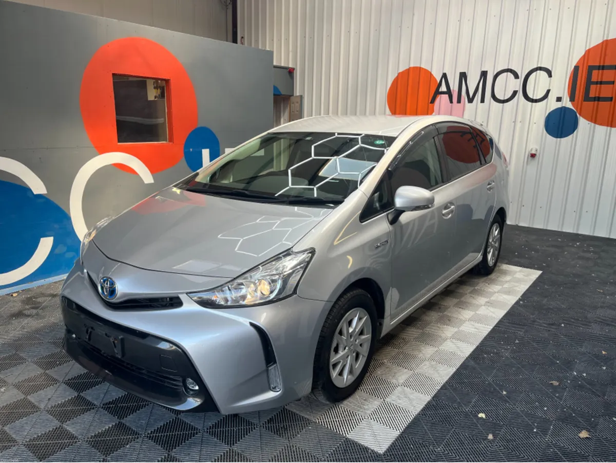 Toyota Prius 1.8 HYBRID 7 SEATER / 97k KMs / Rever - Image 3