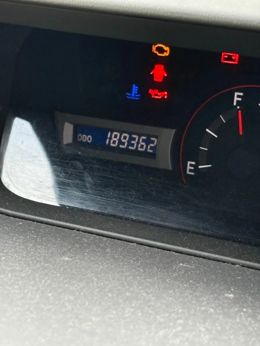 Jaguar F-Pace 2017 - Image 2