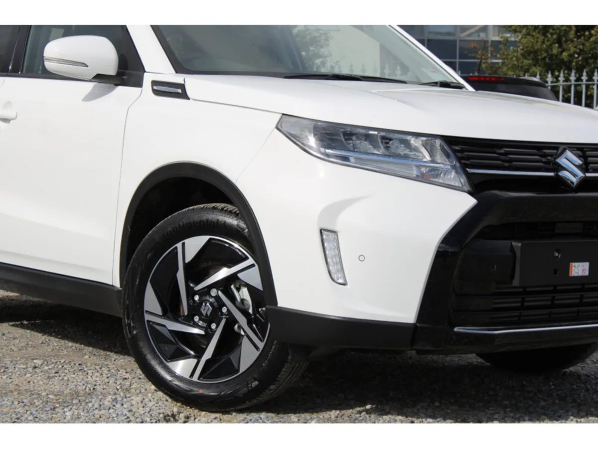 Suzuki Vitara 1.4 Ultra Hybrid *10 Year Warranty a - Image 3
