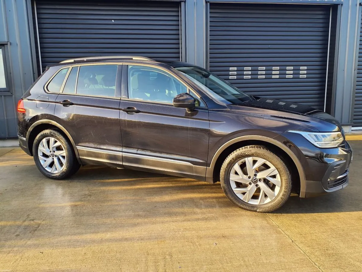 Volkswagen Tiguan LIFE TDI DSG - Image 1