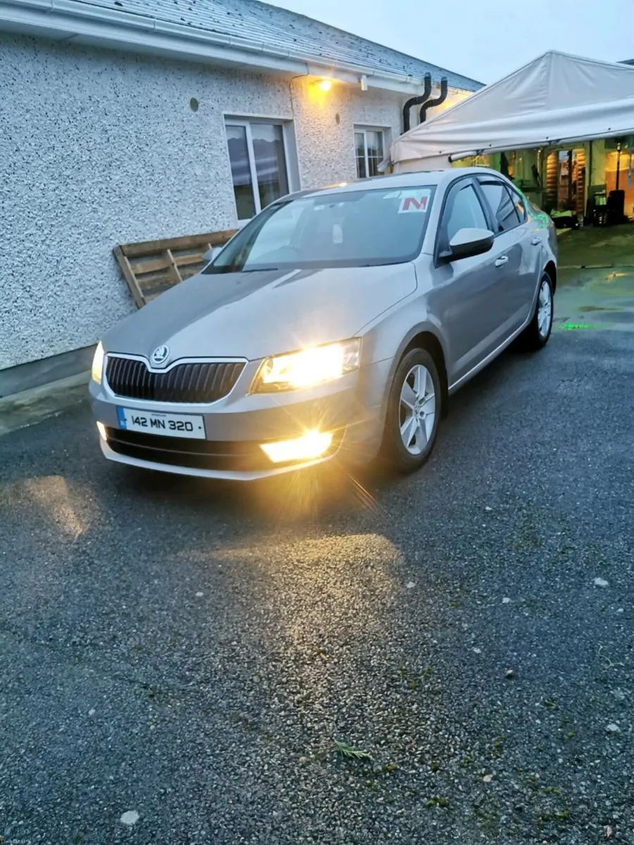 2014 Skoda Octavia 1.6L - Image 2