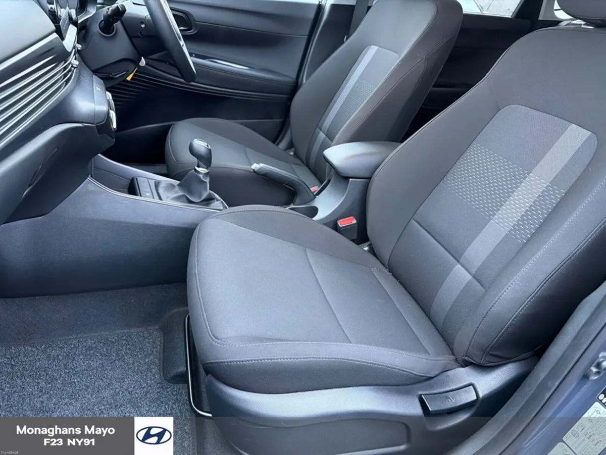 Hyundai i20 DELUXE PLUS 1.2 PETROL - Image 4