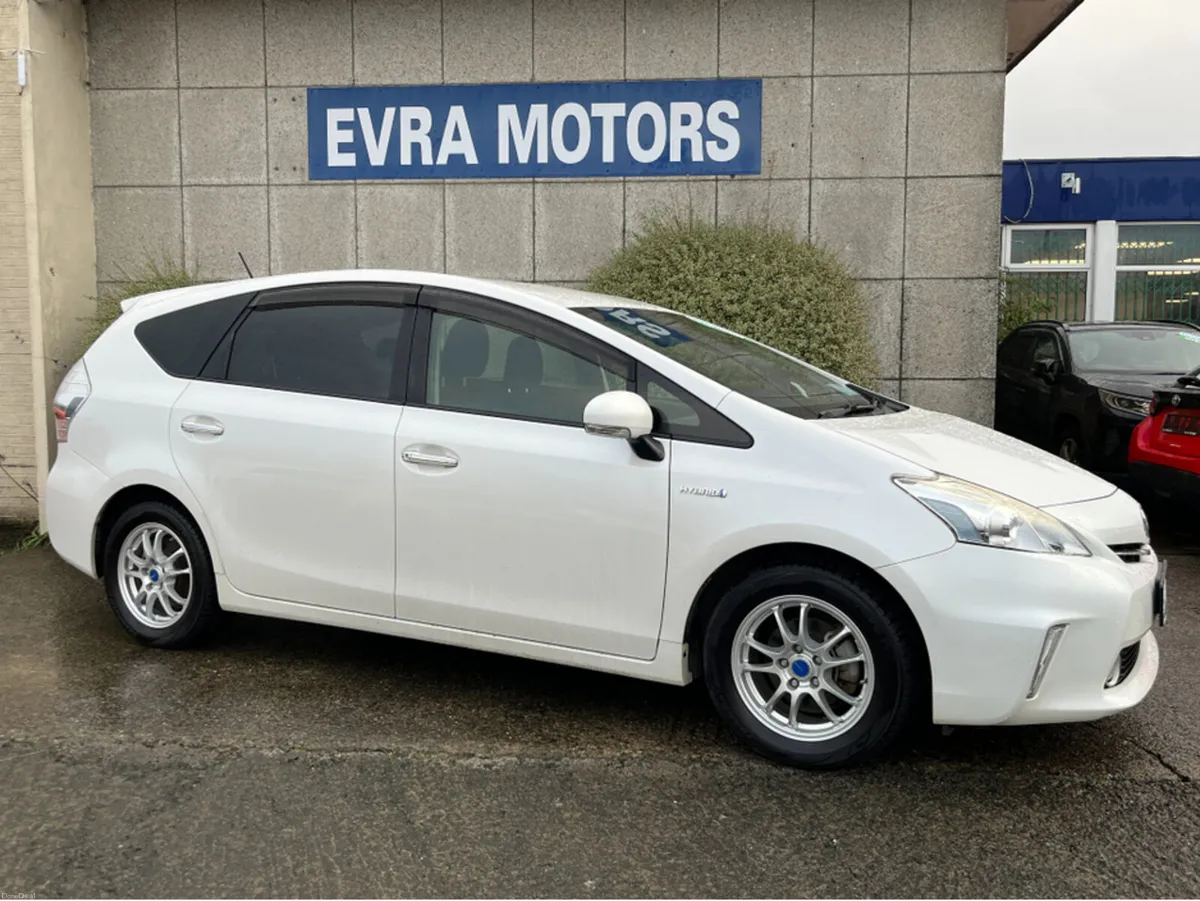 Toyota Prius 7 SEATER AUTOMATIC HYBRID 1.8 PETROL - Image 3