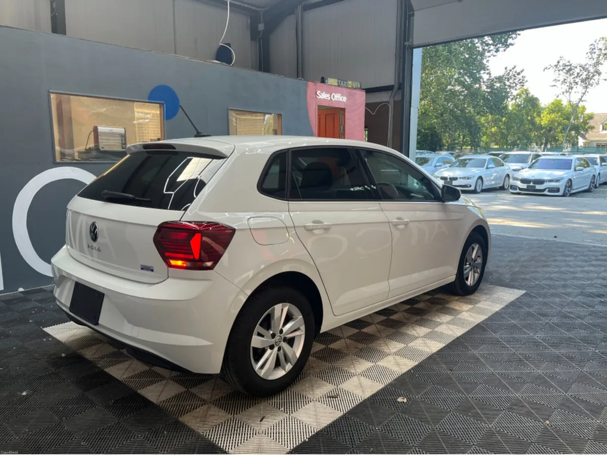 Volkswagen Polo 1.0 TSI COMFORT LINE / 16k KMs / R - Image 6