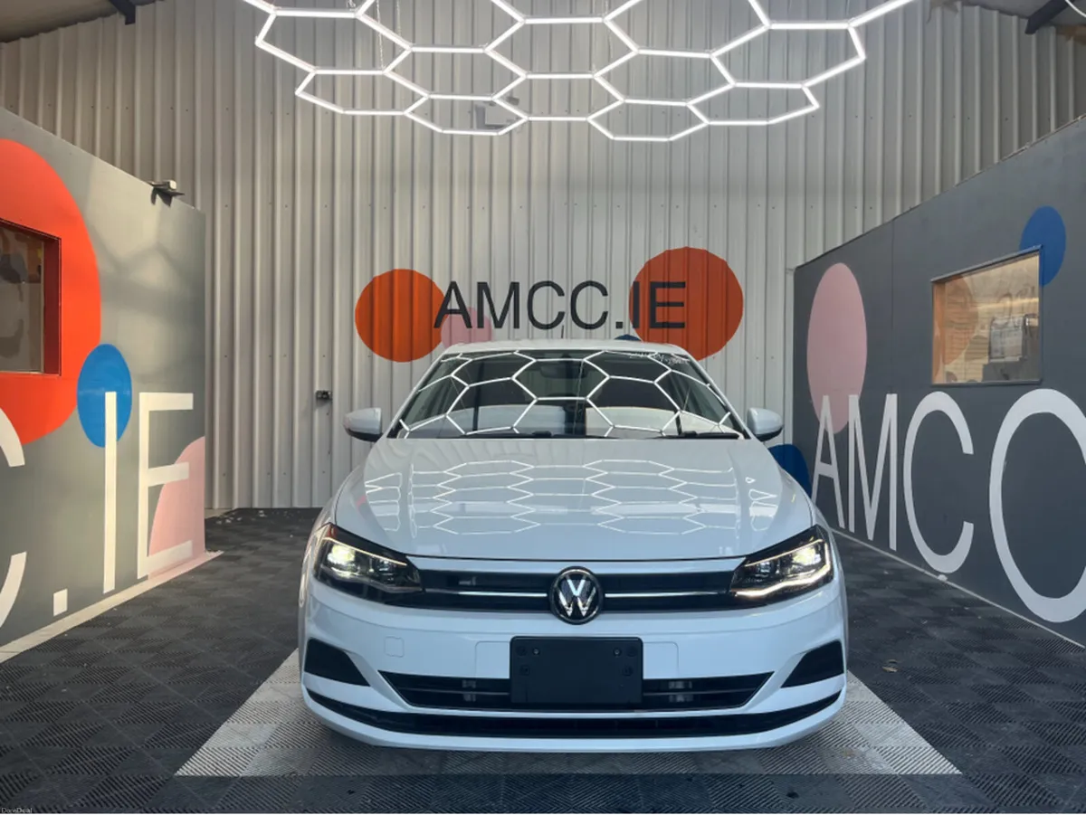 Volkswagen Polo 1.0 TSI COMFORT LINE / 16k KMs / R - Image 2