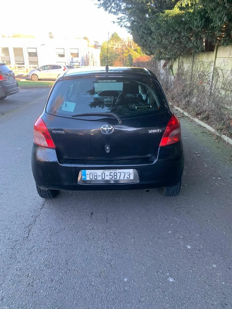 Toyota Yaris 2008 - Image 4