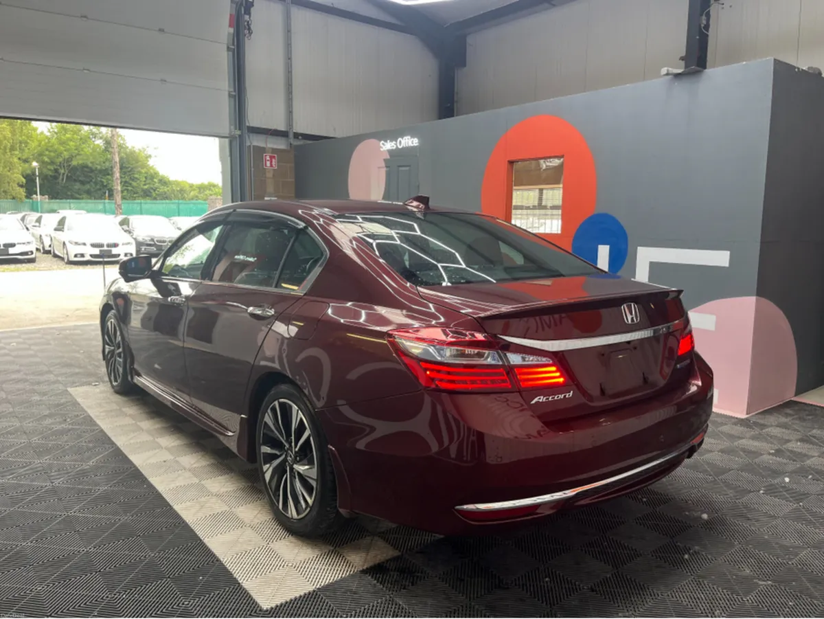 Honda Accord €18950! 2017 HONDA ACCORD 2.0 HYBRID - Image 4