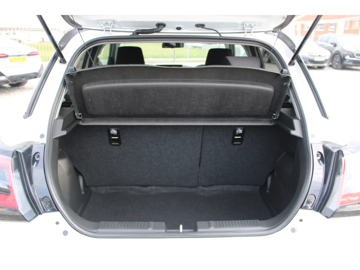 Suzuki Swift 1.2 Hybrid 5dr Motion Auto *0% Financ - Image 6
