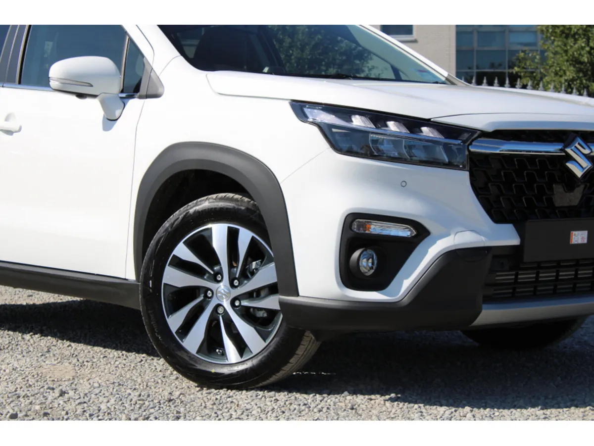 Suzuki SX4 S-Cross 1.4 Hybrid Ultra 4wd *0 %Financ - Image 3