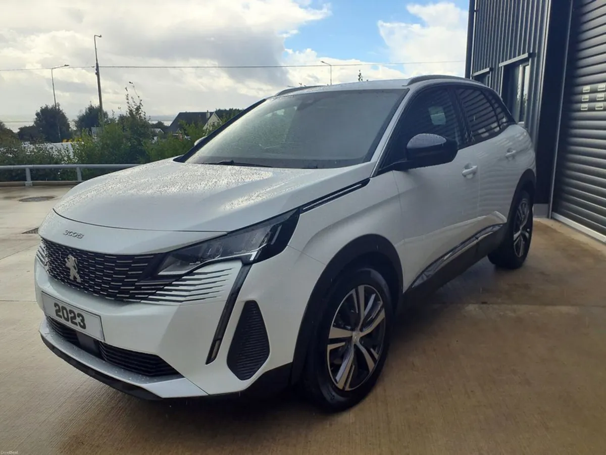 Peugeot 3008 BLUEHDI S/S ALLURE - Image 3