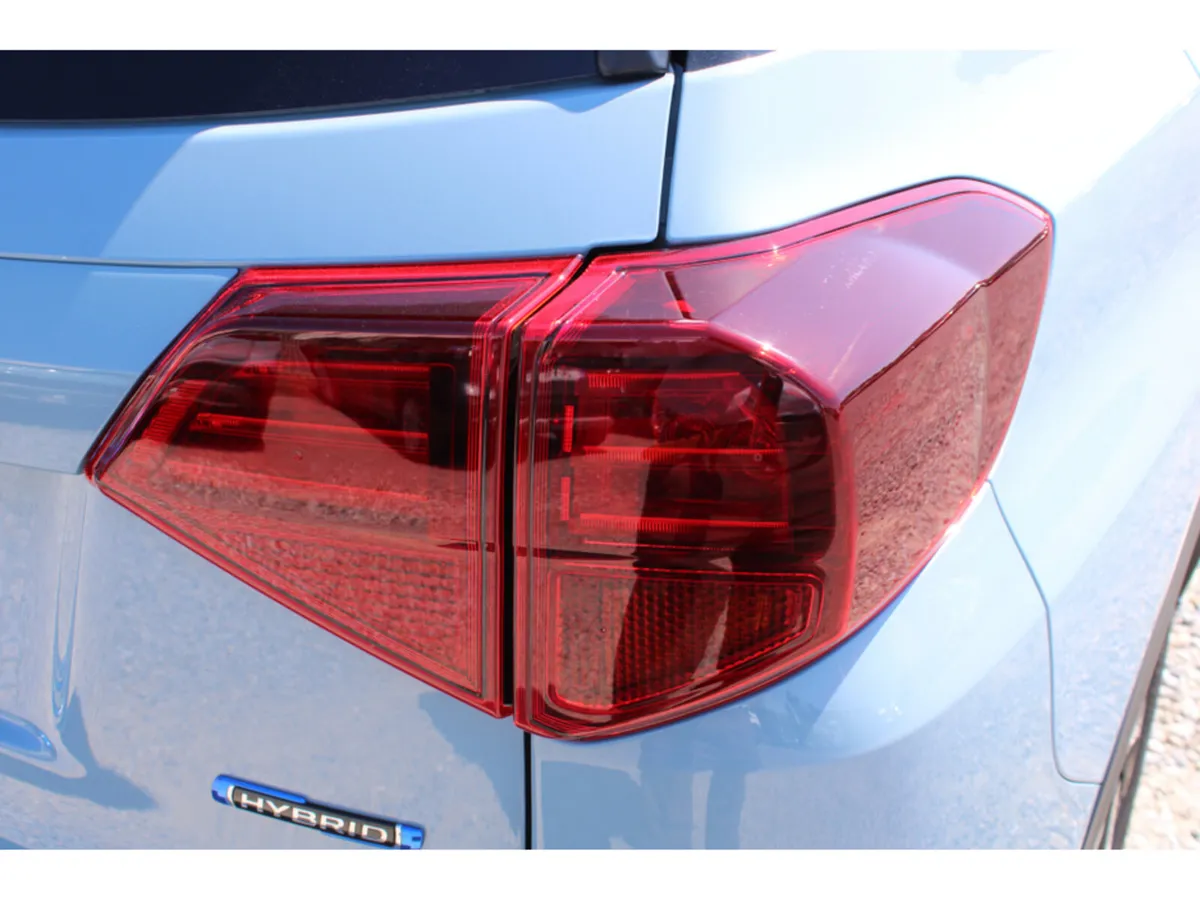 Suzuki Vitara 1.5 Hybrid Ultra 4WD Auto 10 Year Wa - Image 6