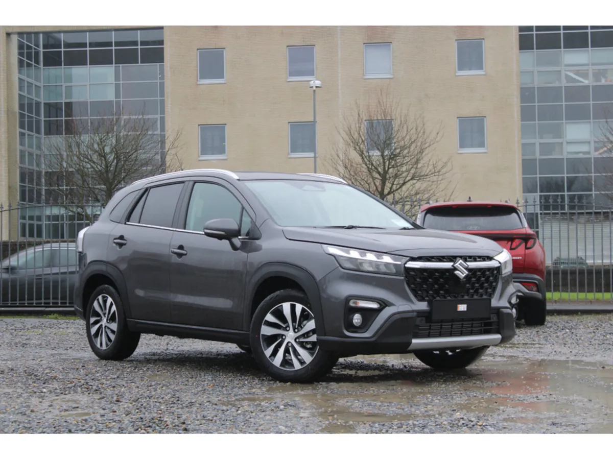 Suzuki SX4 S-Cross ultra 1.4 hybrid 10 yr warranty - Image 3