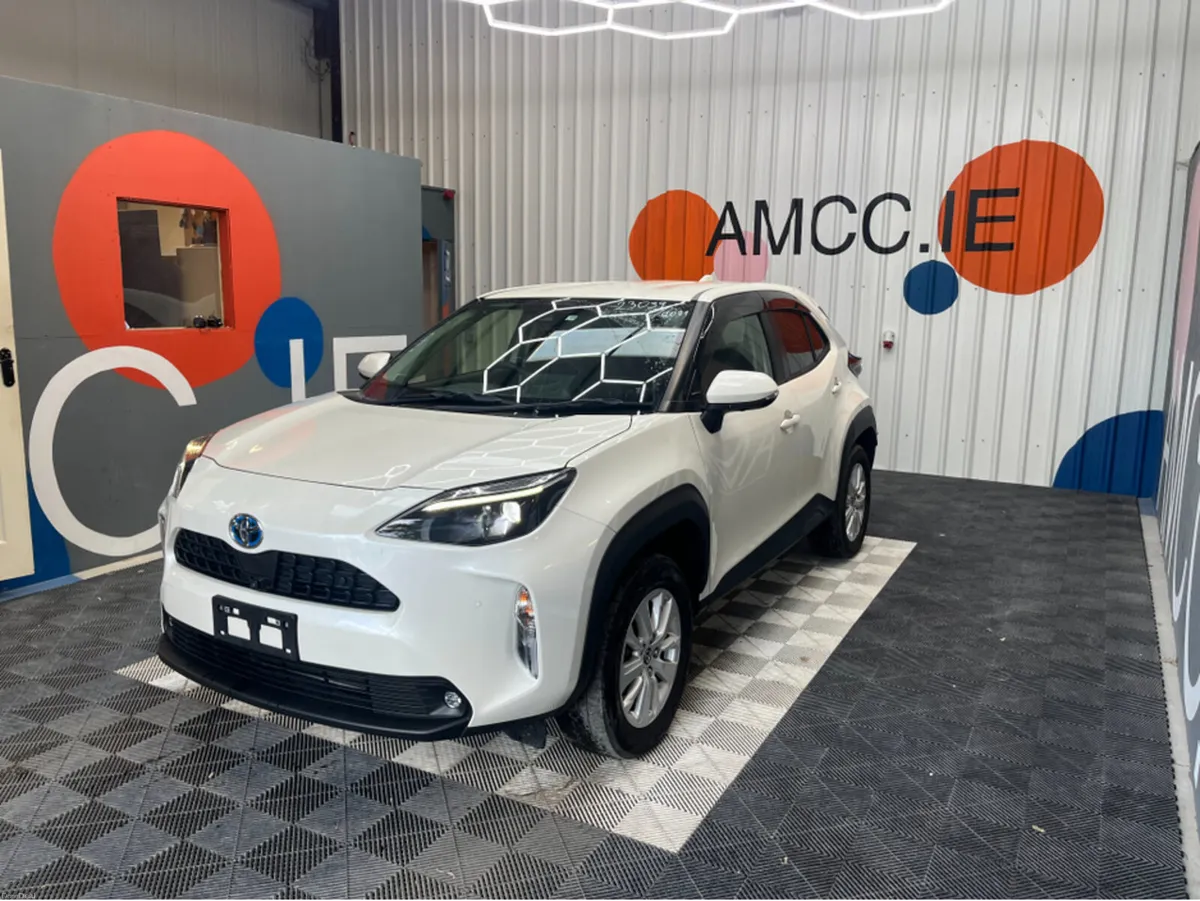 Toyota Yaris Cross €23950! 2021 TOYOTA YARIS CROSS - Image 3