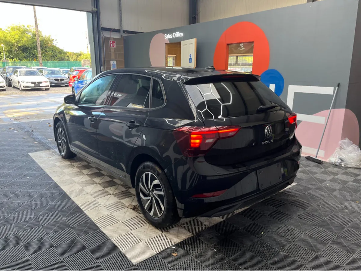 Volkswagen Polo POLO AUTOMATIC 1.0 TSI ACTIVE / RE - Image 4
