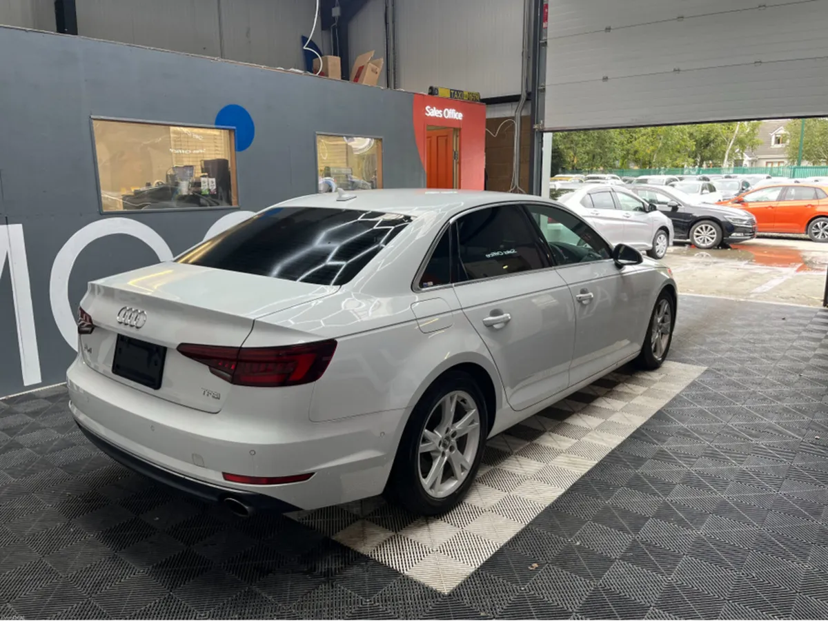 Audi A4 2019 AUDI A4 AUTOMATIC 2.0 TFSI SPORT / 42 - Image 6