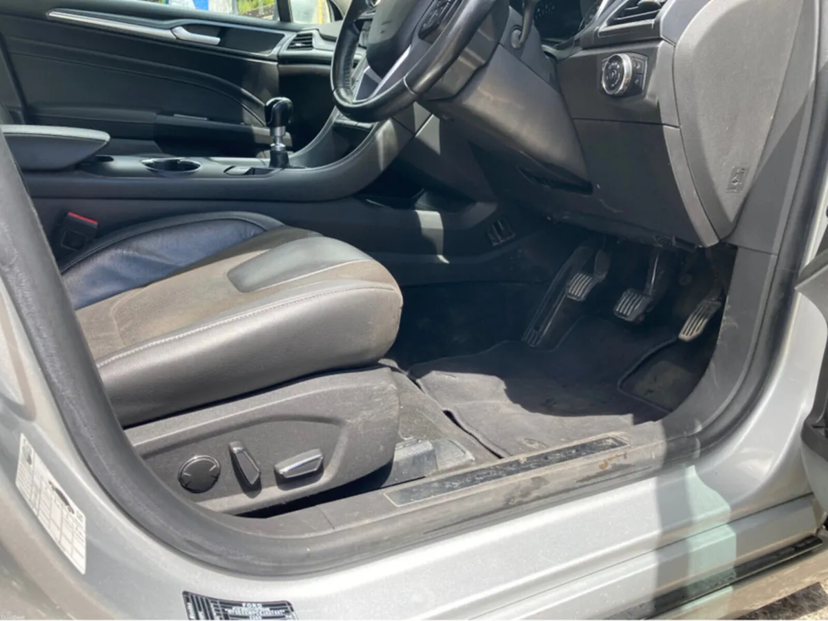 Ford Mondeo TITANIUM 2.0 150PS 6SPEED 5DR - Image 6