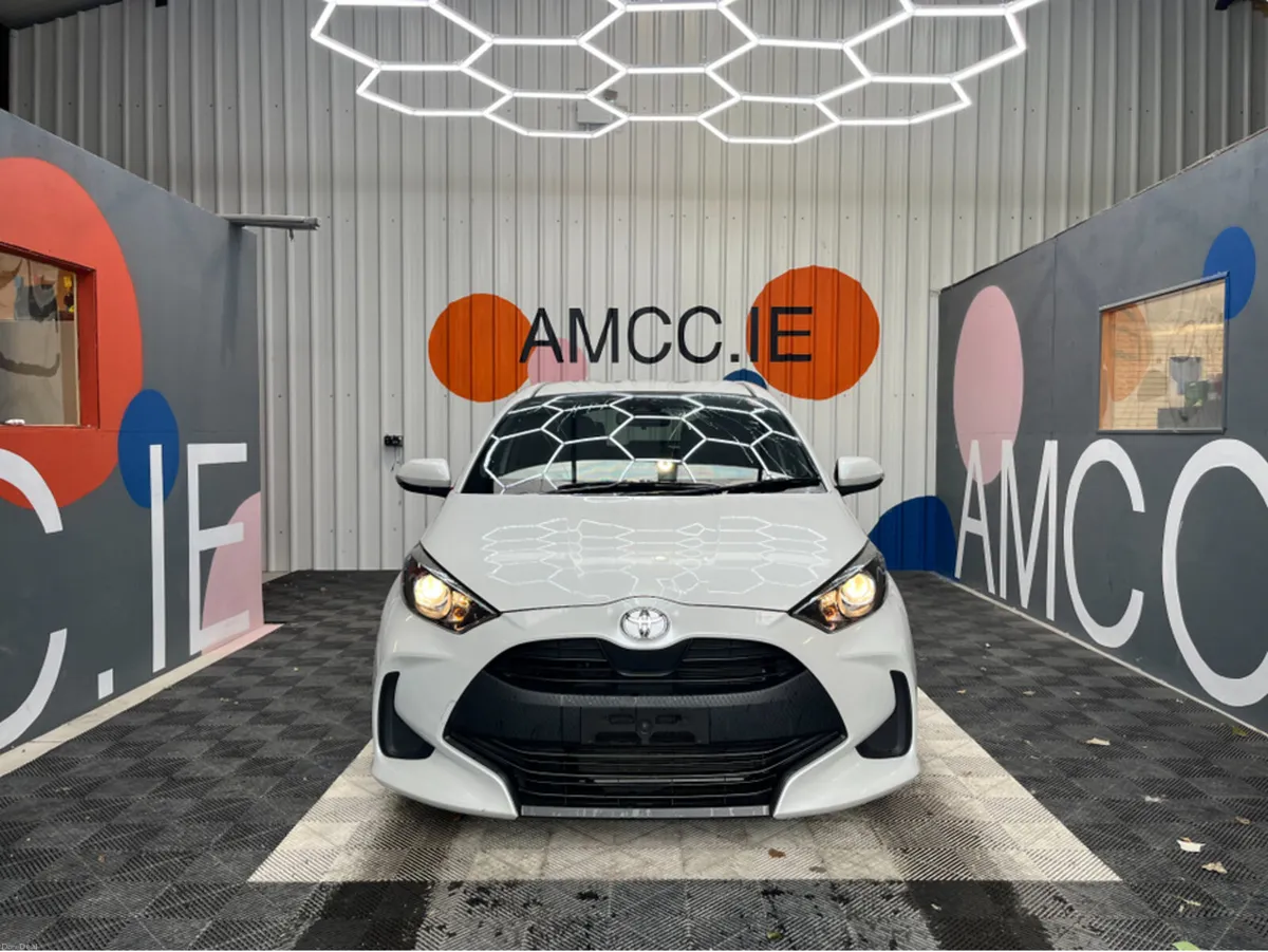 Toyota Yaris YARIS AUTOMATIC 1.0 PETROL / 25k KMs - Image 2