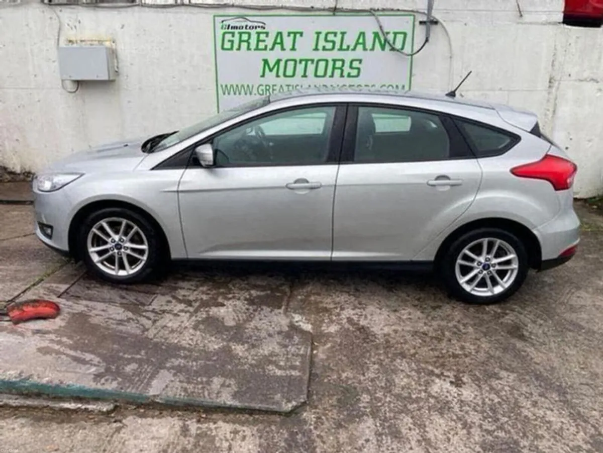 Ford Focus 1.5 Style Hatchback Diesel Manual (95bh - Image 6