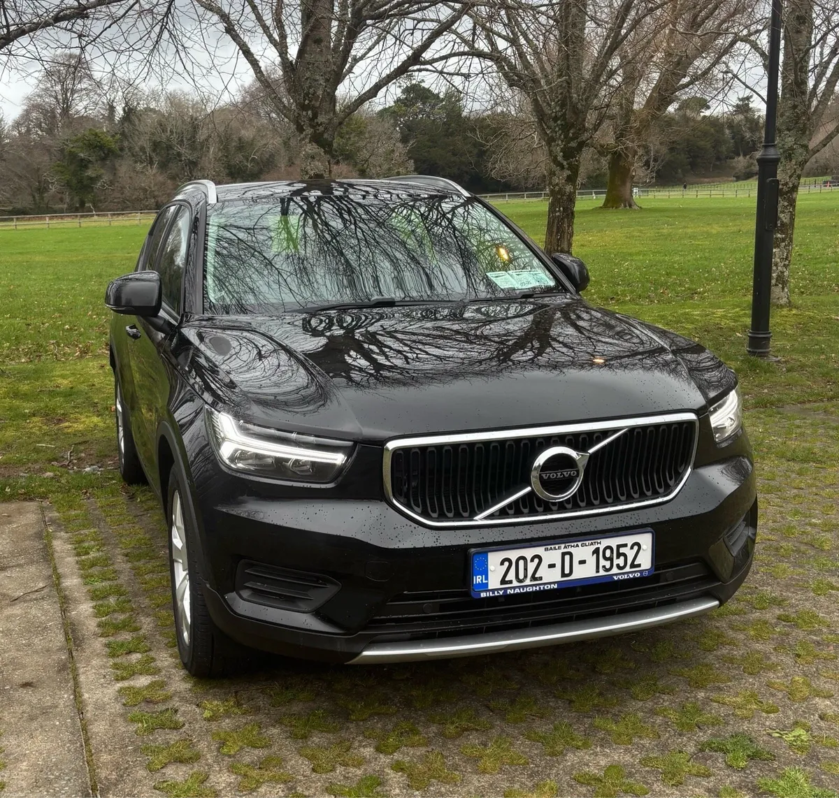 Volvo XC40 T3 Momentum - Image 1