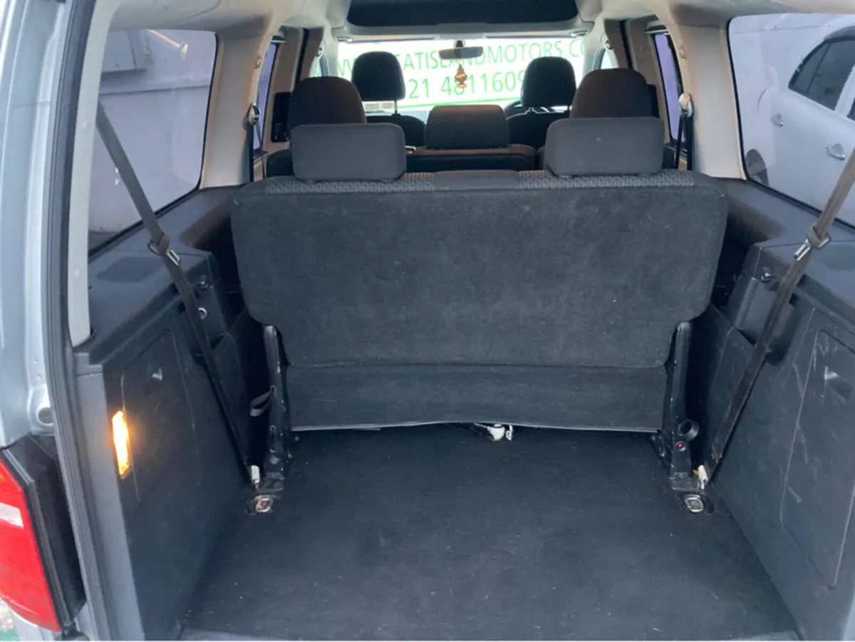 Volkswagen Caddy 7 seater Diesel Automatic - Image 6