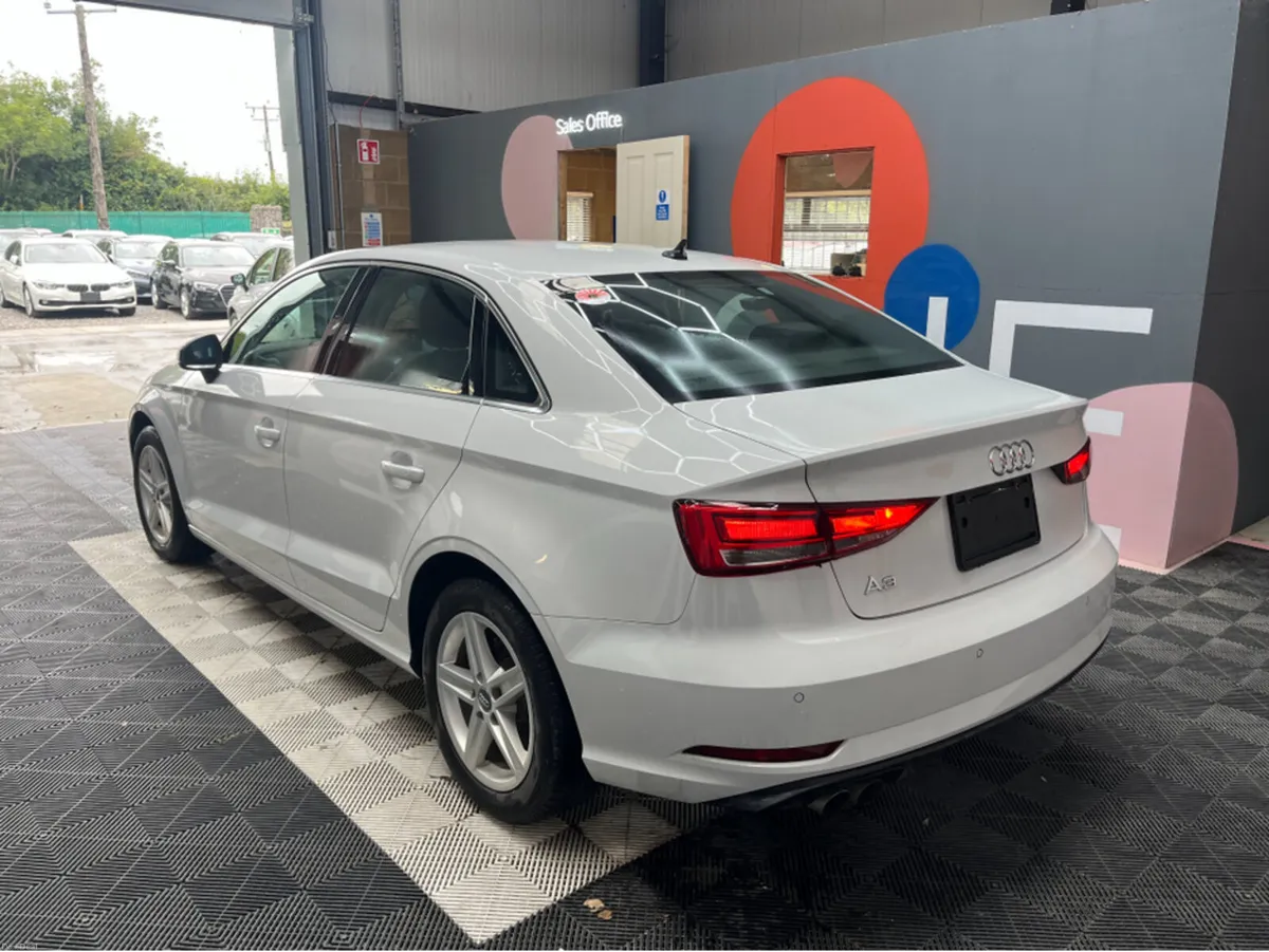 Volkswagen Golf A3 SALOON AUTOMATIC 1.4 TFSI / 24k - Image 4