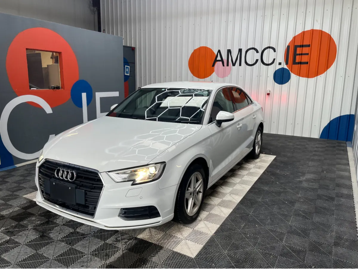 Volkswagen Golf A3 SALOON AUTOMATIC 1.4 TFSI / 24k - Image 3