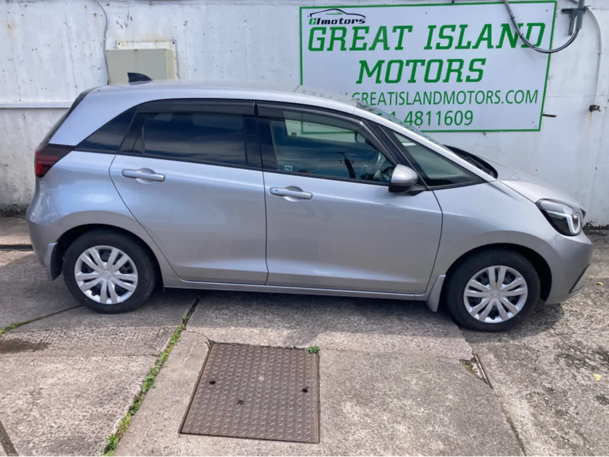 Honda Fit 1.5i Petrol Hybrid Automatic - Image 2