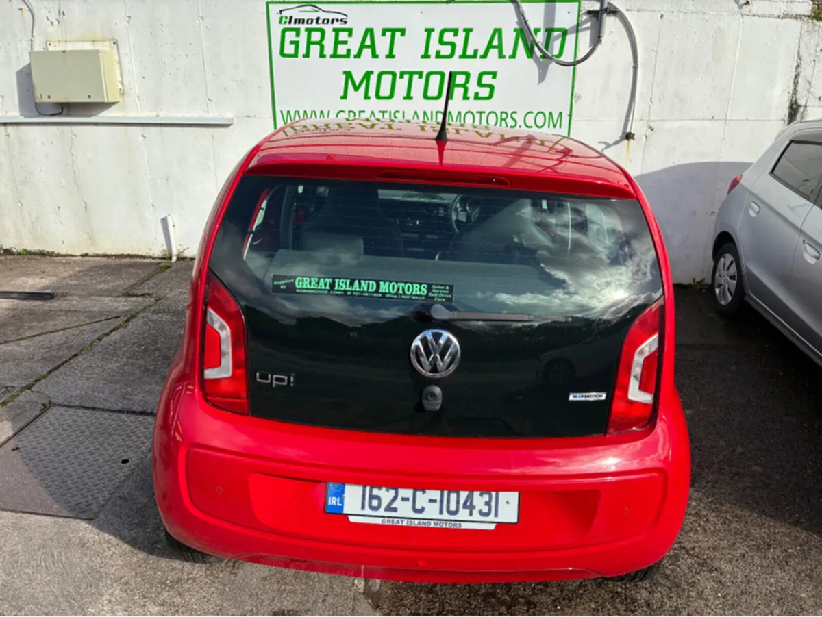 Volkswagen up! 1.0i Petrol Automatic - Image 4