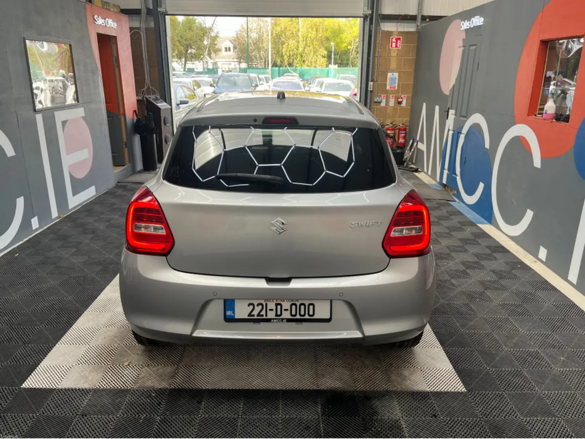 Suzuki Swift €18950! 2022 SUZUKI SWIFT AUTOMATIC 1 - Image 3