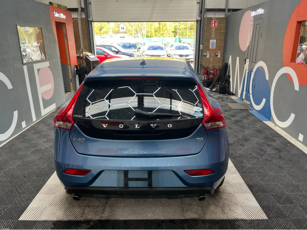 Volvo V40 €12950! VOLVO V40 AUTOMATIC T4 - Image 3